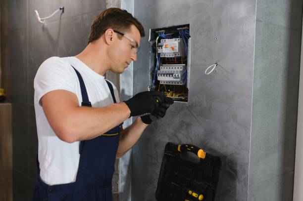 Best Emergency Electrician Near Me  in Oconomowoc, WI